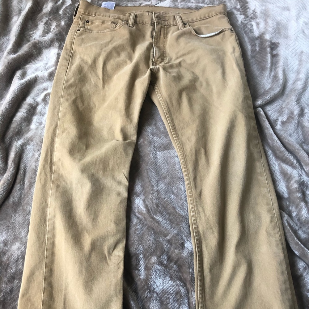 34x32 tan 513 Levi’s pants.